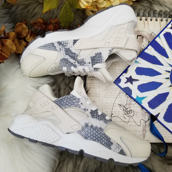 Nike Air Huarache Run Premium - Picture 4 of 8